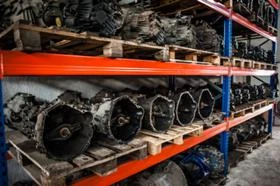 Mercedes-Benz Sprinter На части, снимка 11