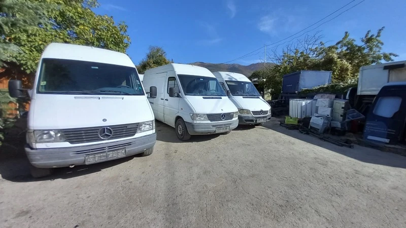 Mercedes-Benz Sprinter На части, снимка 3 - Бусове и автобуси - 15892097