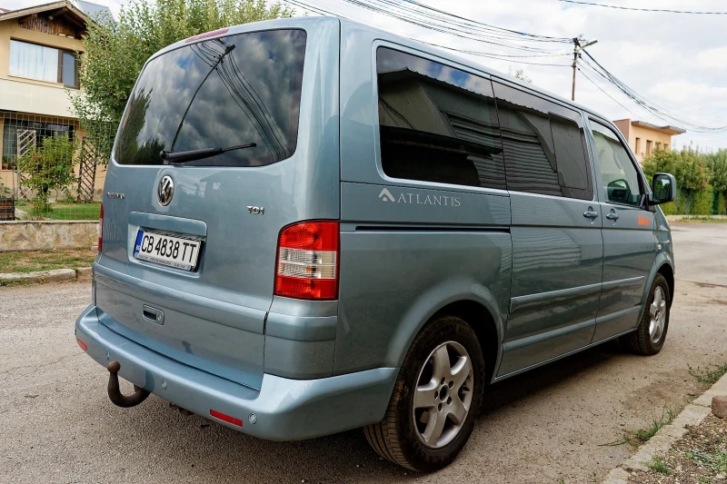 VW Multivan 2.5 TDI, снимка 6 - Бусове и автобуси - 52594333