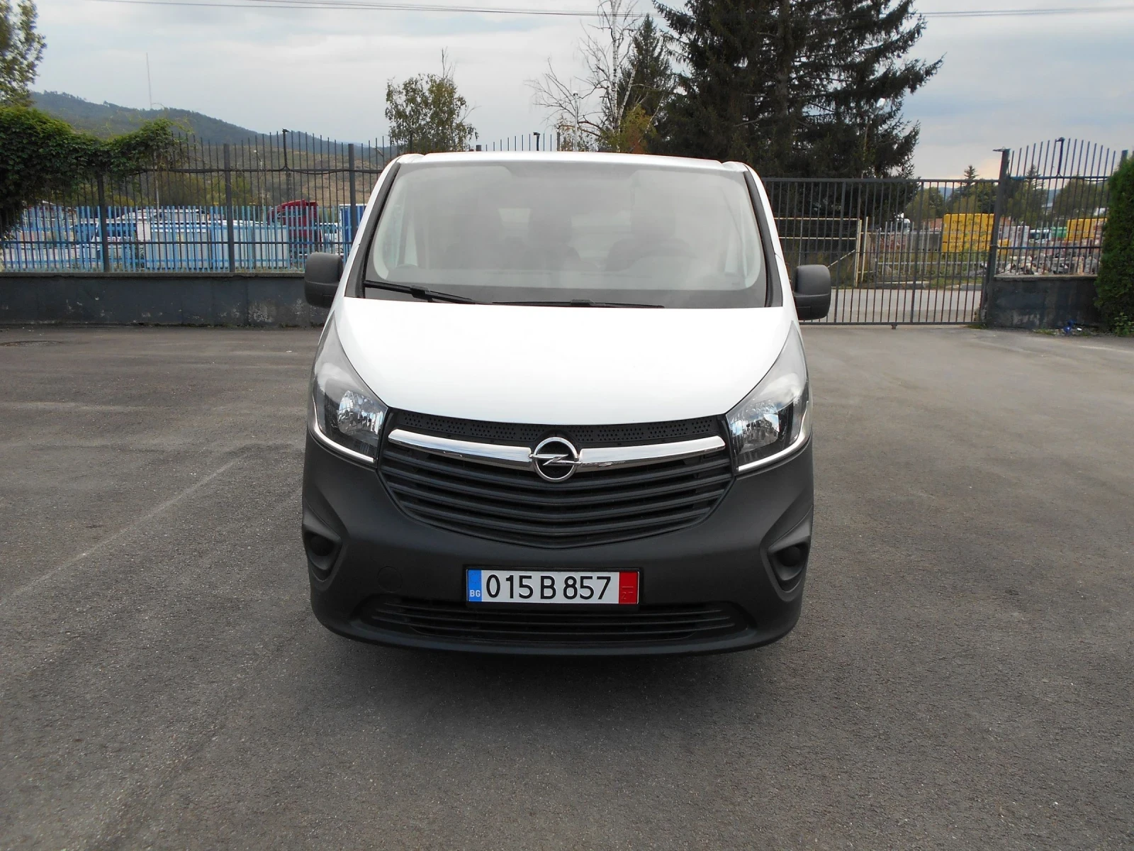 Opel Vivaro 1.6CDTI EURO6 - изображение 3