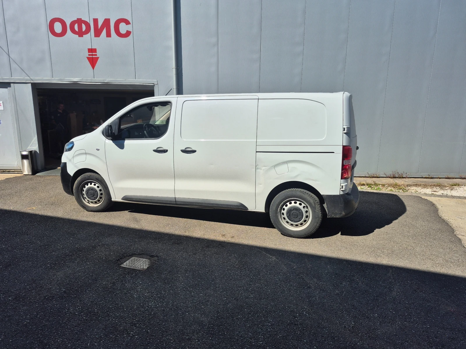 Fiat Scudo Електрически, снимка 4 - Бусове и автобуси - 54966455