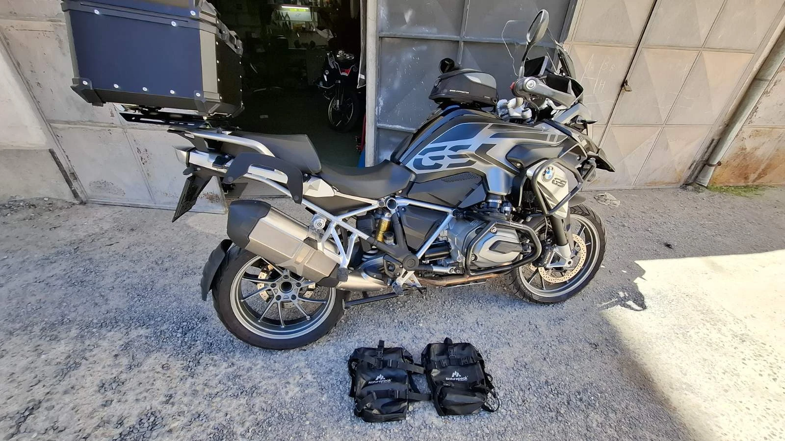 BMW R 1200gs, снимка 14 - Мотоциклети и мототехника - 54112061