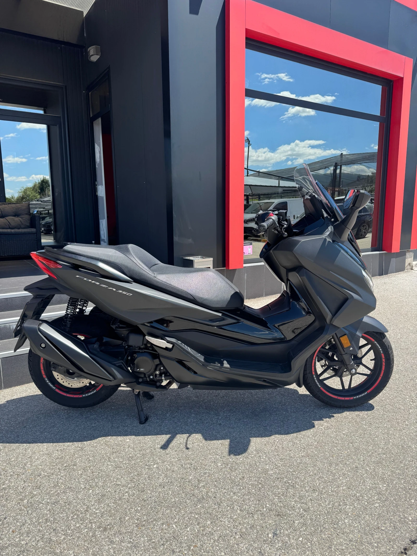 Honda Forza 350* FACELIFT* ABS* TCS* LED* FULL* 2023г., снимка 2 - Мотоциклети и мототехника - 55281716