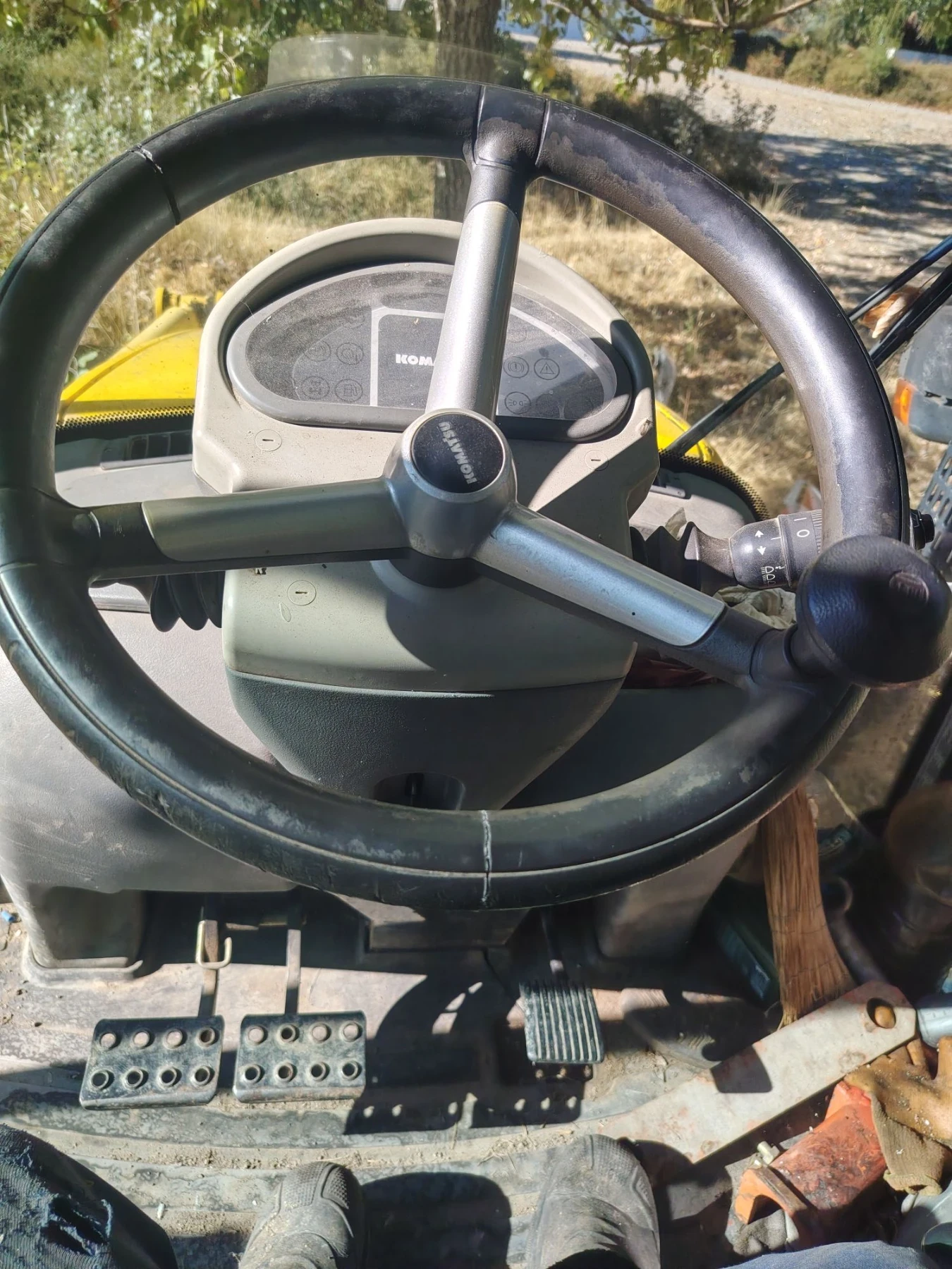 Багер Komatsu WB93R, снимка 5 - Индустриална техника - 56415310