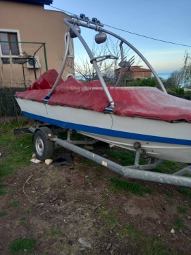 Лодка Yamaha, снимка 3 - Воден транспорт - 45085993