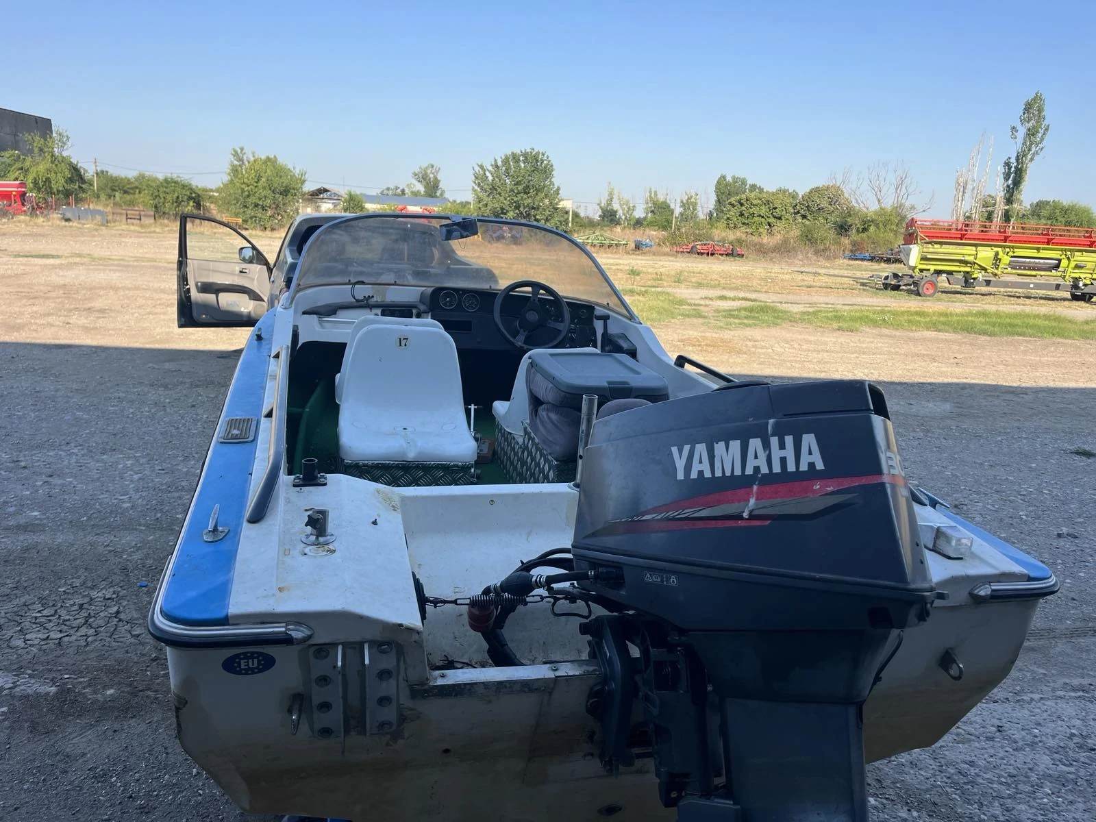 Лодка Vega 4.5, снимка 2 - Воден транспорт - 56238558