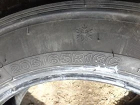 Гуми Зимни 205/65R16, снимка 6