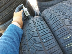 Гуми Зимни 235/45R18, снимка 3