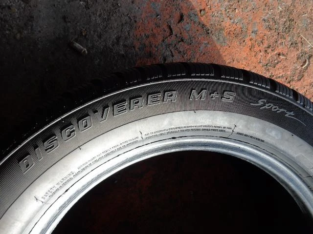 Гуми Зимни 235/55R17, снимка 9 - Гуми и джанти - 12911453