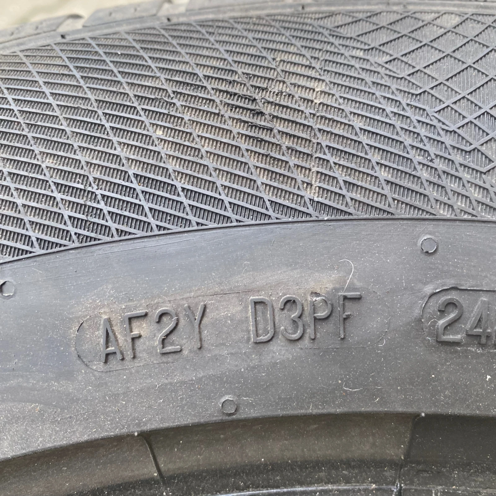 ���� 225/65R17 | Mobile.bg � ����������� 4