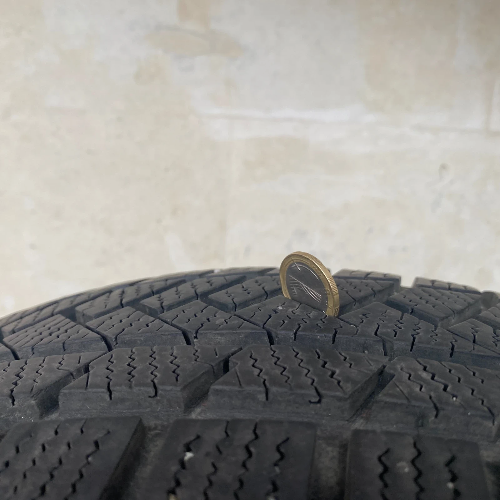 ���� 225/65R17 | Mobile.bg � ����������� 3