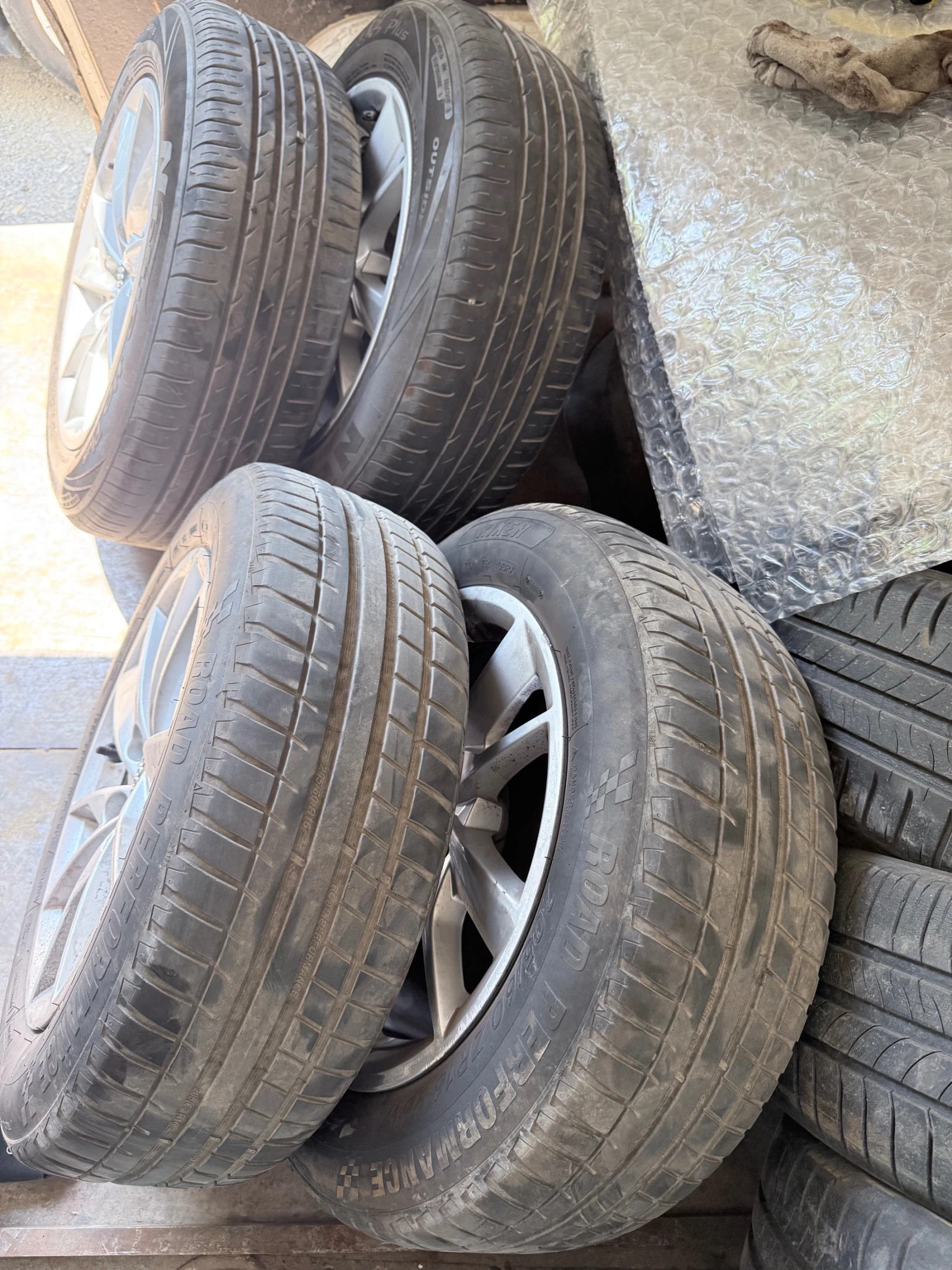 ���� � ������ 205/60R16 �� Audi A4 | Mobile.bg � ����������� 2