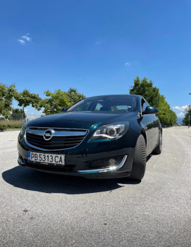 Opel Insignia 1.6 Turbo, снимка 1 - Автомобили и джипове - 44698785