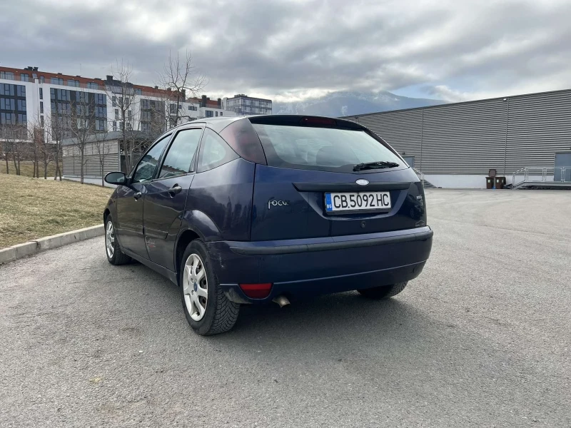 Ford Focus 1.8  TDDI, снимка 12 - Автомобили и джипове - 49264280