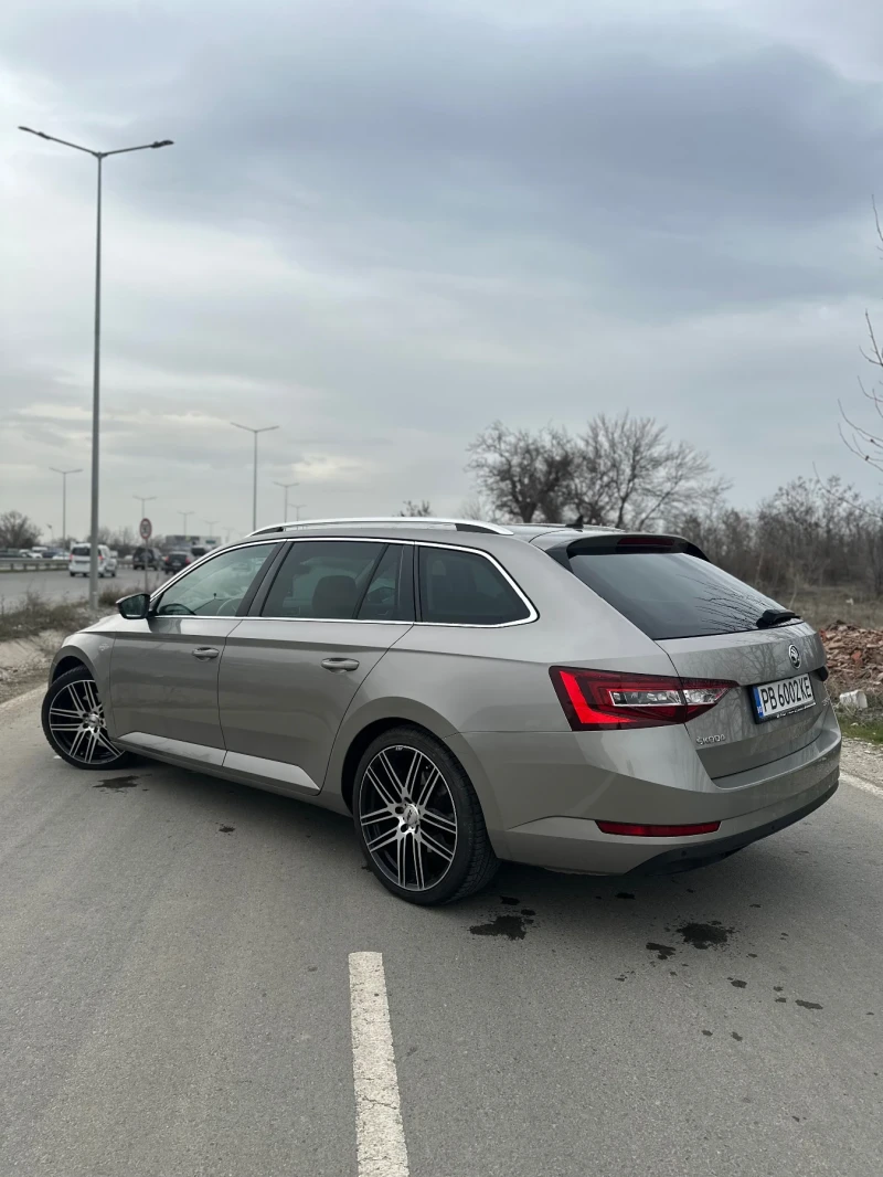 Skoda Superb Laurin & Klement, снимка 3 - Автомобили и джипове - 49563787