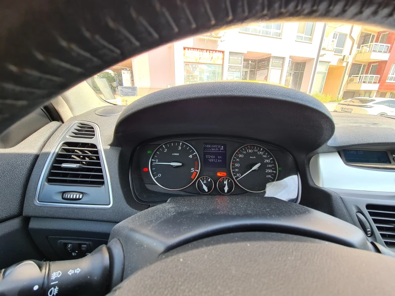 Renault Laguna, снимка 9 - Автомобили и джипове - 52581794