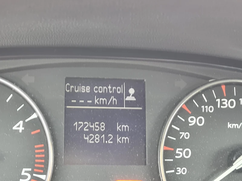 Renault Laguna, снимка 10 - Автомобили и джипове - 52581794