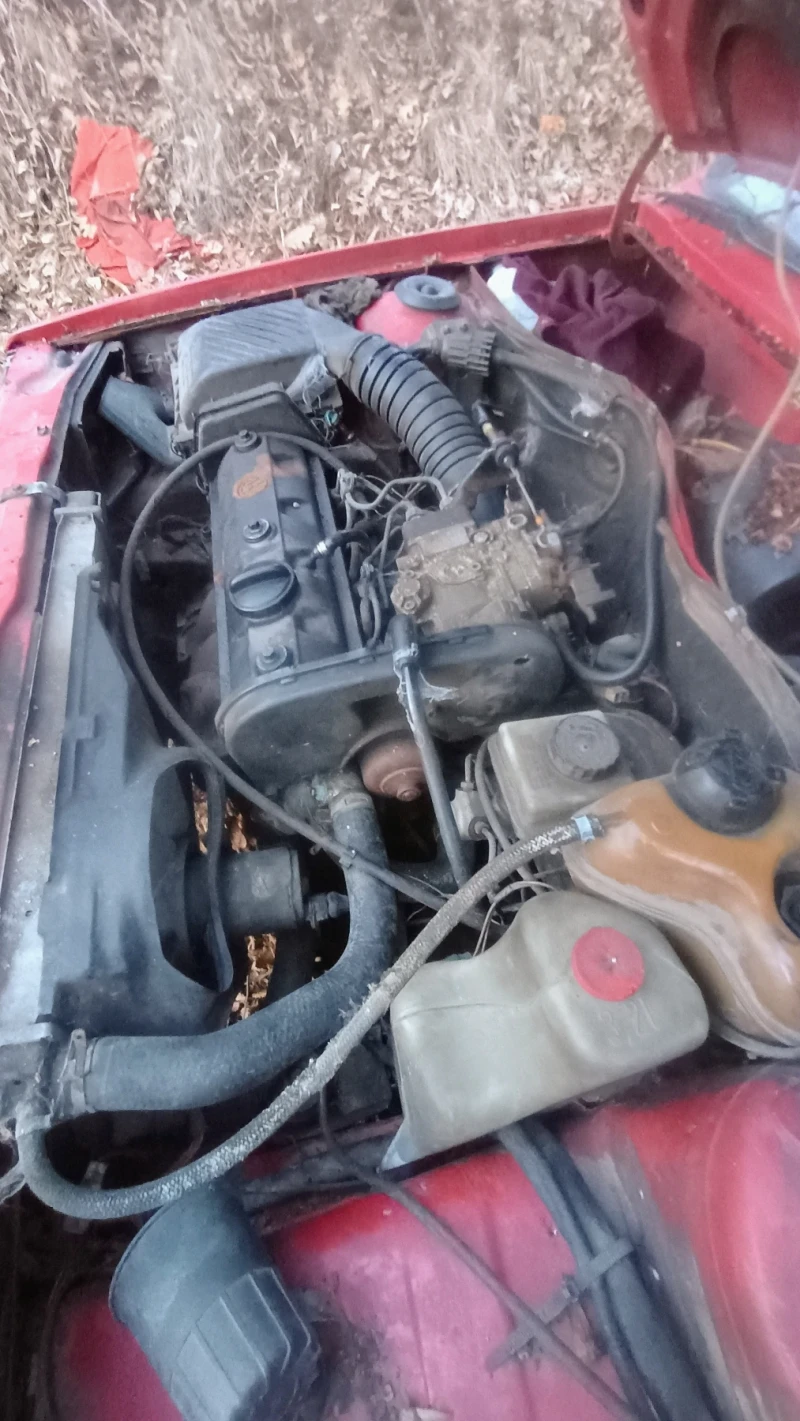 VW Polo, снимка 5 - Автомобили и джипове - 52268375