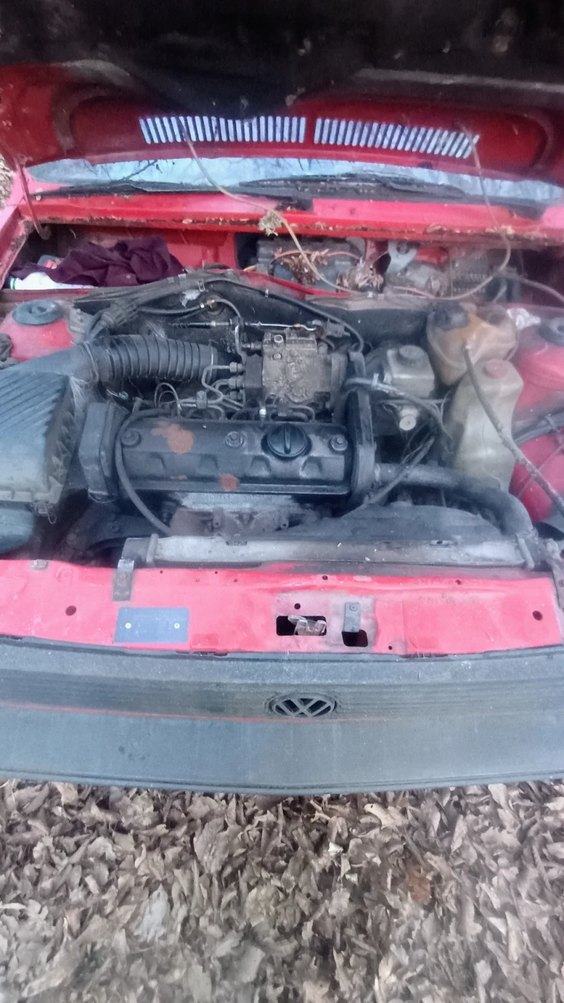 VW Polo, снимка 4 - Автомобили и джипове - 52268375