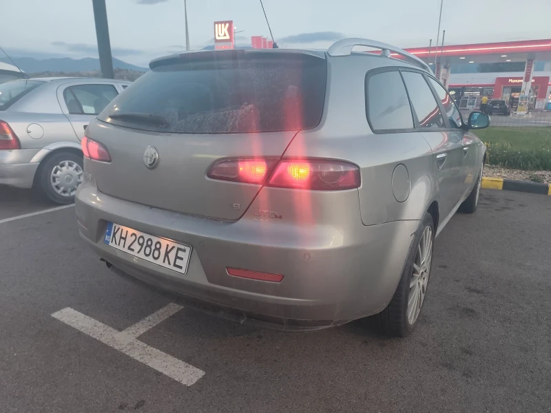 Alfa Romeo 159 sportwagon 1.9 JTDm 150 к.с, снимка 4 - Автомобили и джипове - 52155425