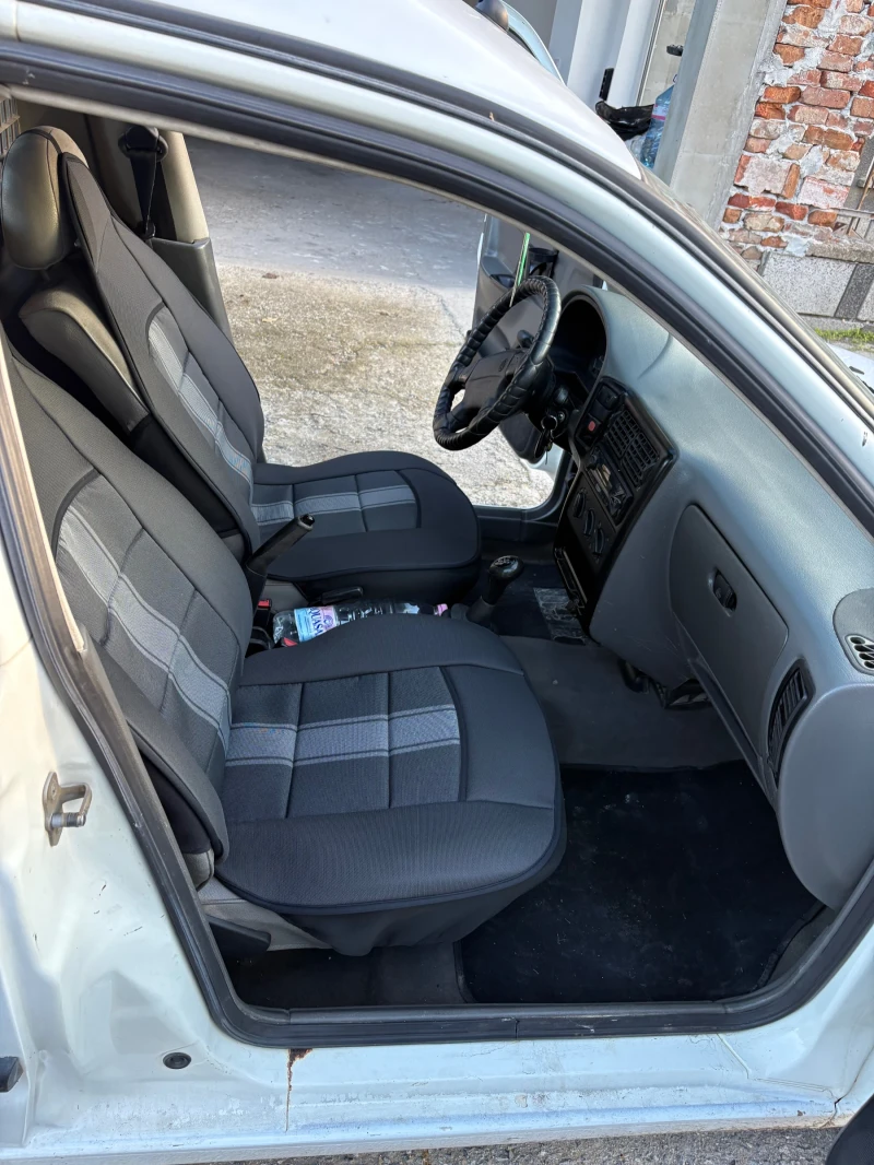 VW Caddy, снимка 11 - Автомобили и джипове - 52588255