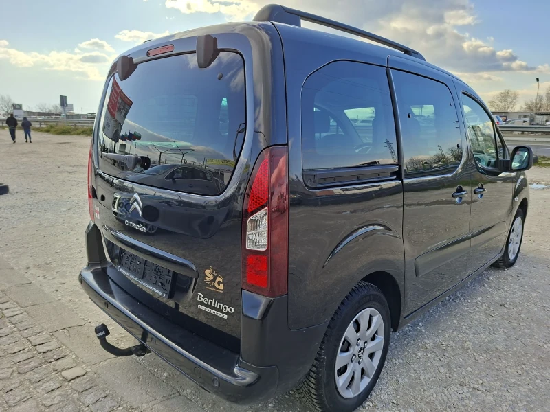 Citroen Berlingo 1.6HDI/90/NAVI/PANORAMA/LED/93, снимка 4 - Автомобили и джипове - 52919046