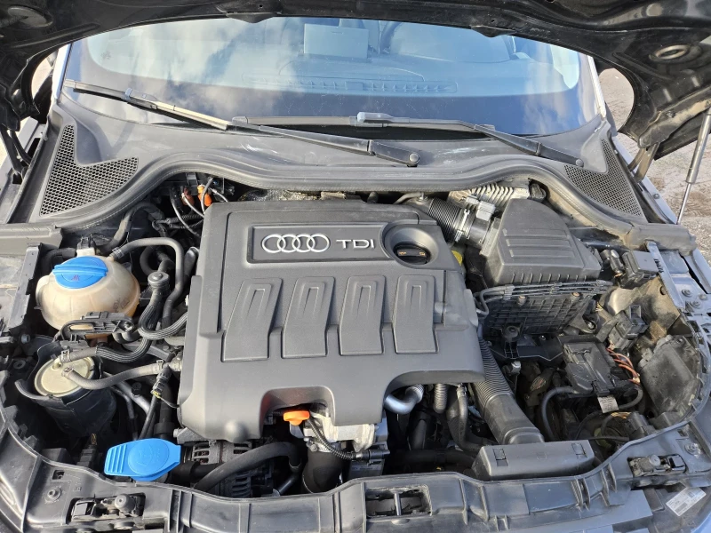 Audi A1 1.6TDI-105кс= КЛИМАТИК, снимка 16 - Автомобили и джипове - 53135096