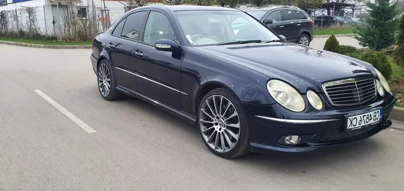 Mercedes-Benz E 500, снимка 3 - Автомобили и джипове - 53257297