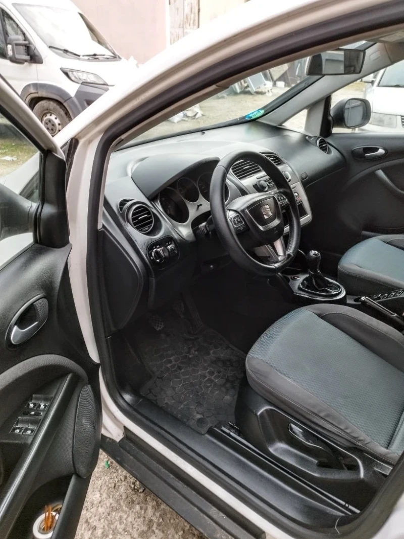 Seat Altea Seat Altea XL, 1.6 102к.с.фабрична ГАЗ, снимка 15 - Автомобили и джипове - 53470389