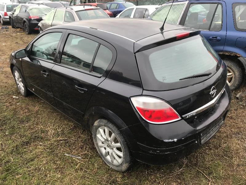 Opel Astra H,1.6i Twinport, снимка 5 - Автомобили и джипове - 24092535