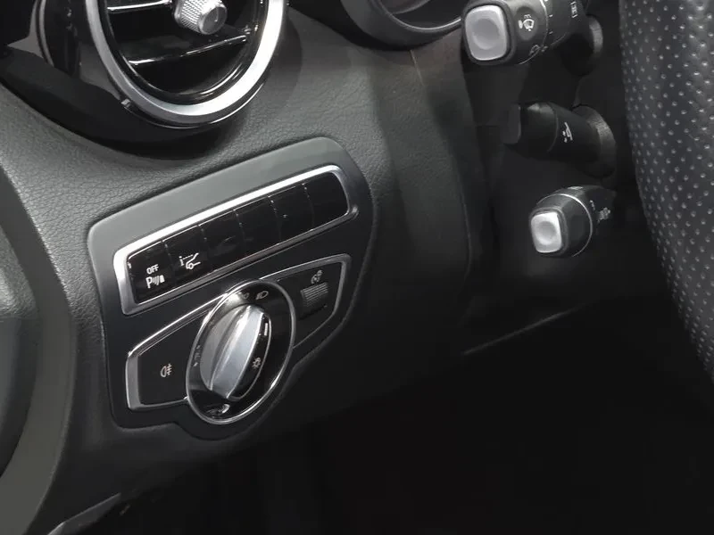 Mercedes-Benz C 200 САМО 30% АВАНС, снимка 15 - Автомобили и джипове - 56064948