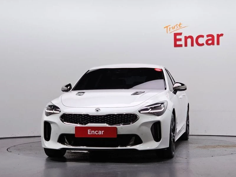 Kia Stinger 3.3 Turbo AWD| 365к.с., снимка 3 - Автомобили и джипове - 56170105