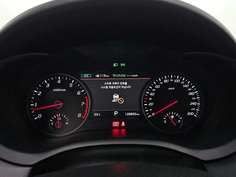 Kia Stinger 3.3 Turbo AWD| 365к.с., снимка 8 - Автомобили и джипове - 56170105