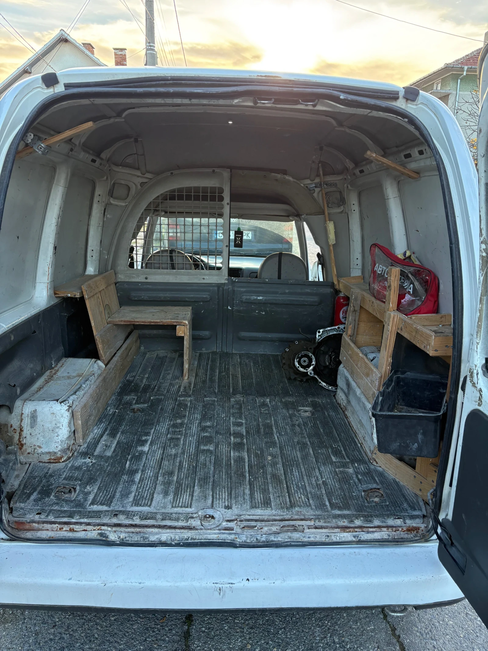 VW Caddy | Mobile.bg � ����������� 17
