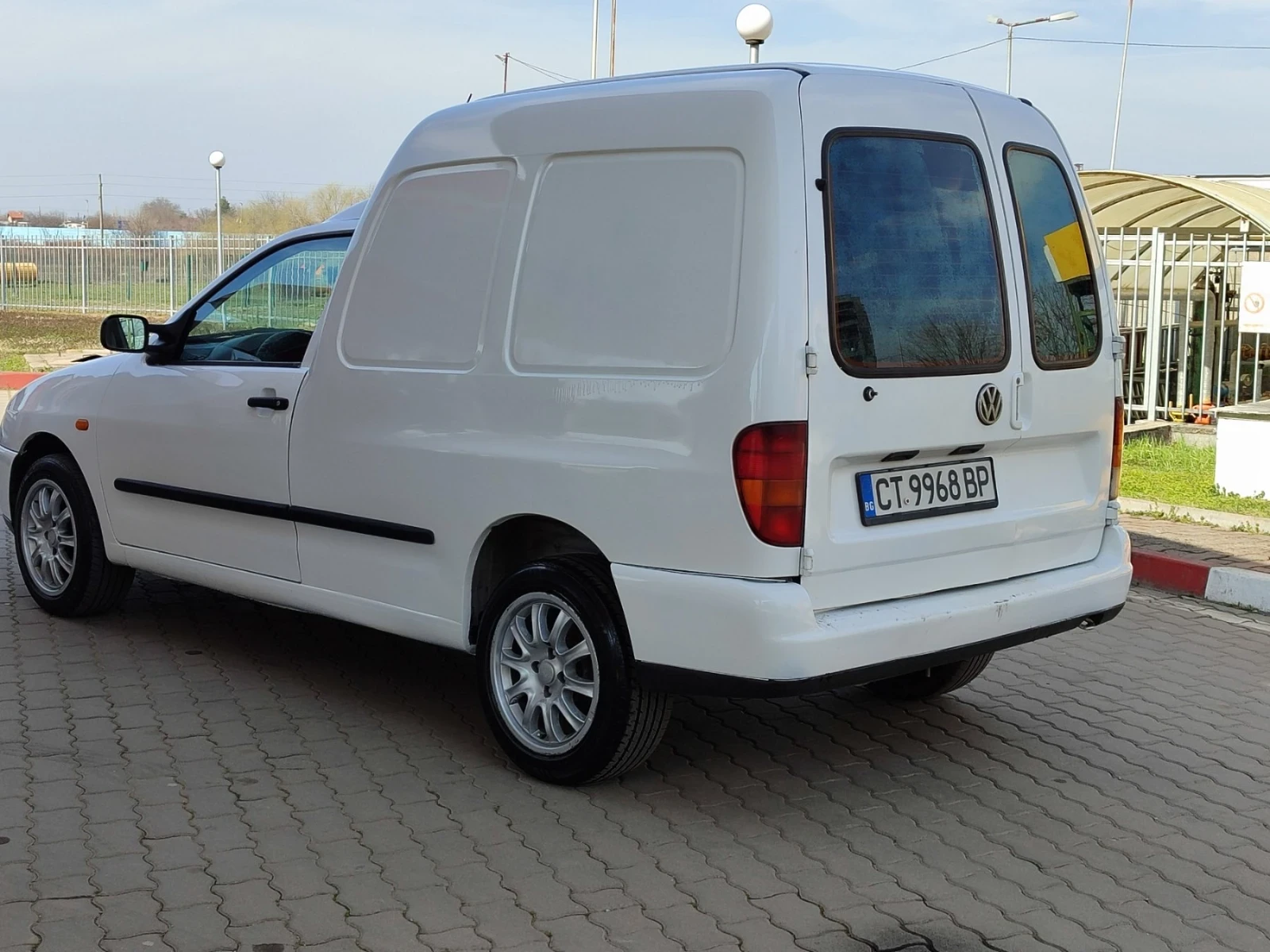 VW Caddy  - изображение 4