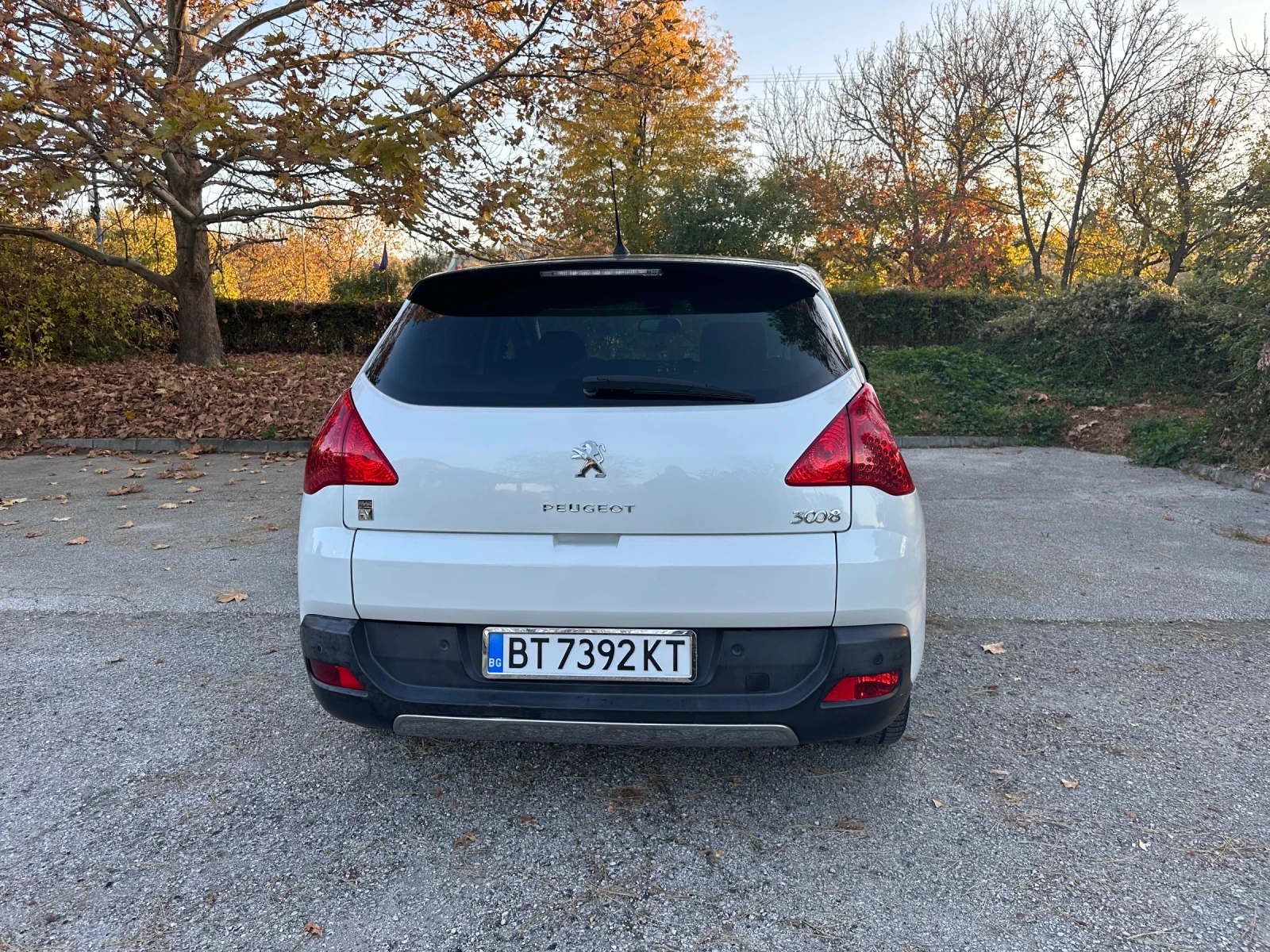 Peugeot 3008 Hybrid 4 4x4  - изображение 8