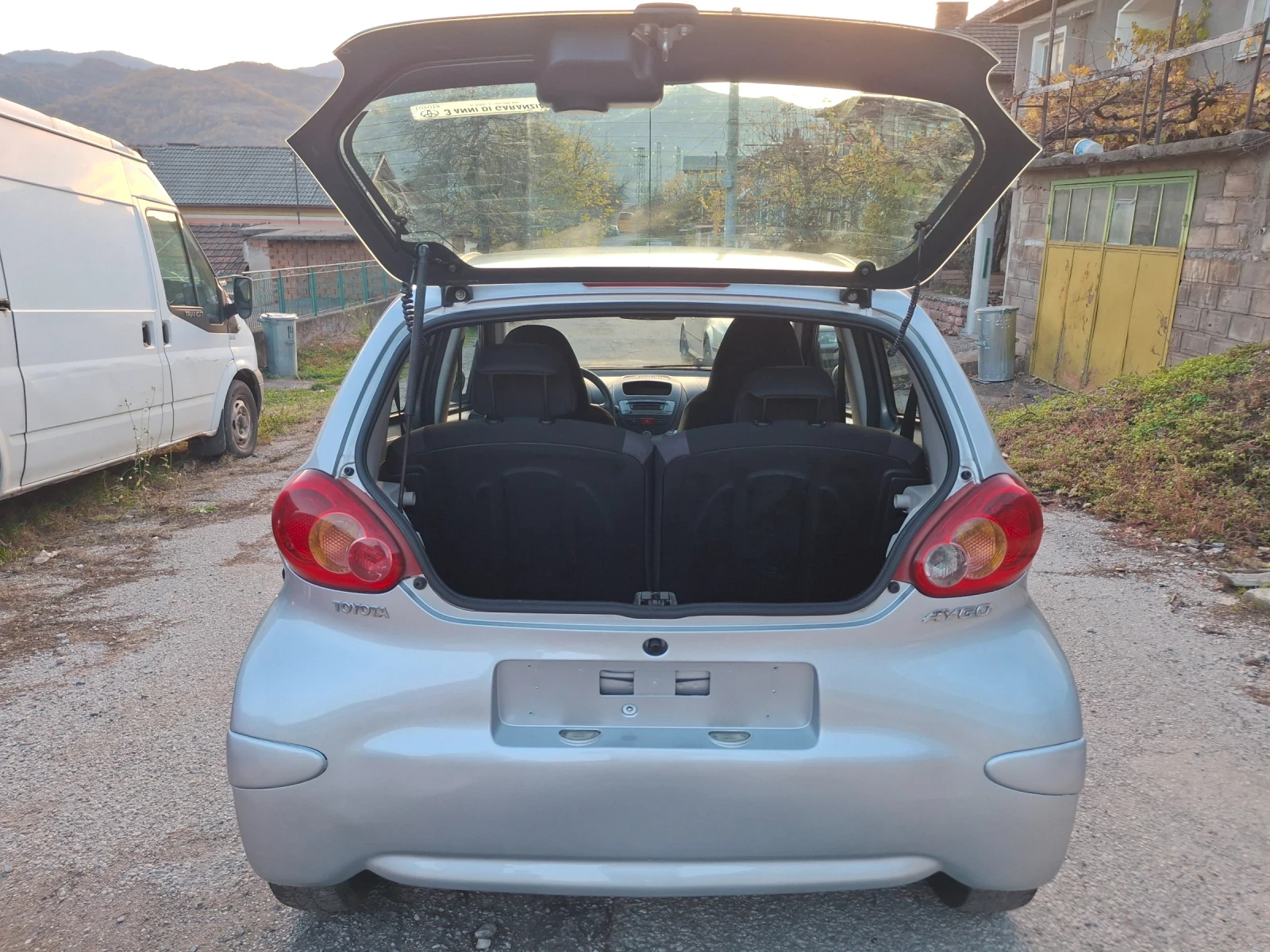 Toyota Aygo 1.0i..  | Mobile.bg   12