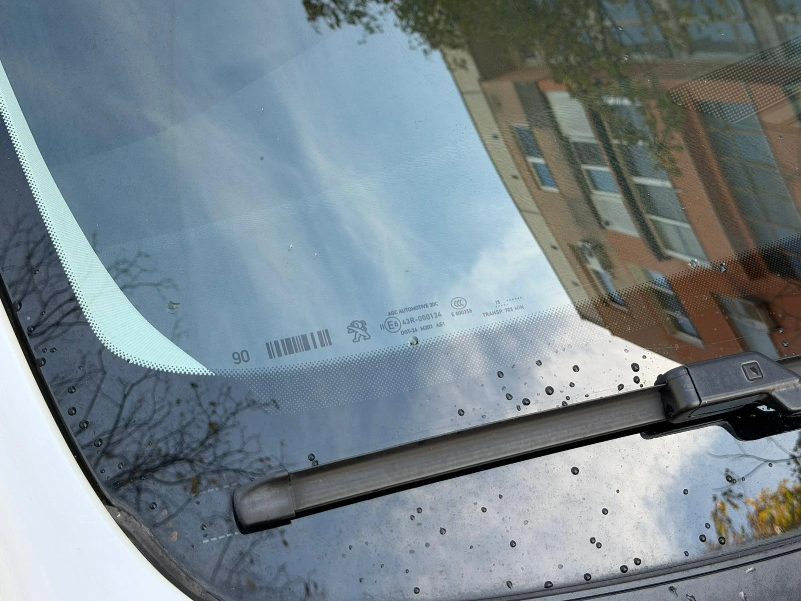 Peugeot 308 SW 1.6 BLUE HDI - изображение 10