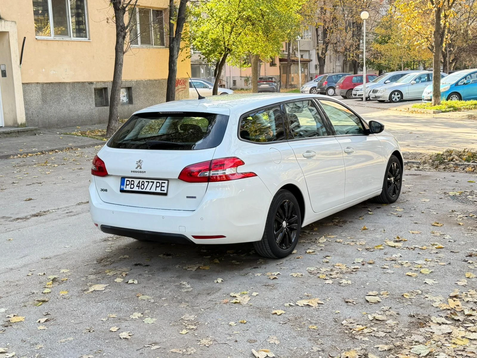Peugeot 308 SW 1.6 BLUE HDI - изображение 3