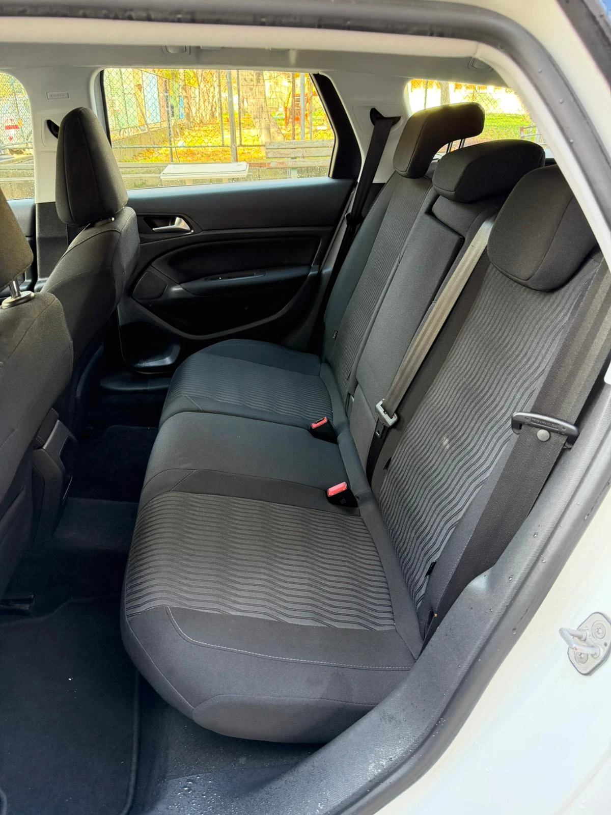 Peugeot 308 SW 1.6 BLUE HDI - изображение 7