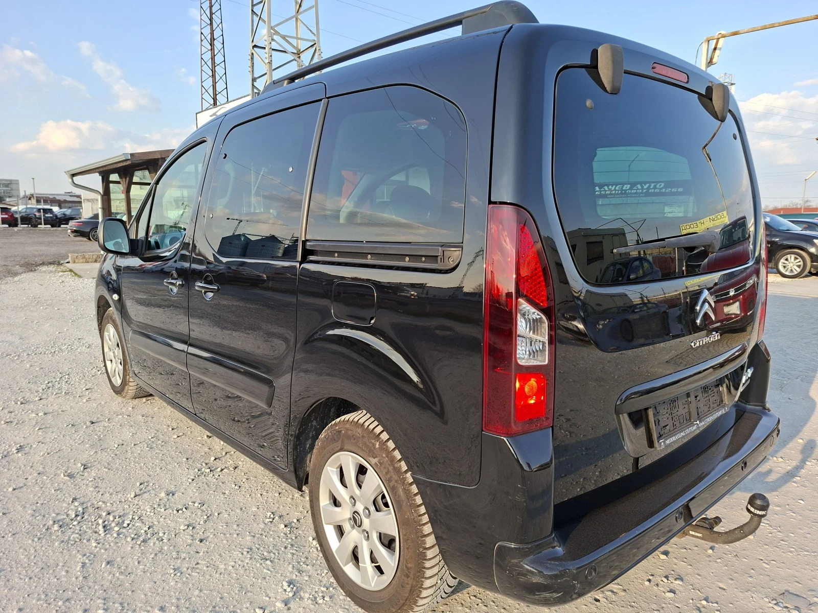 Citroen Berlingo НАВИГАЦИЯ/ПАНОРАМА/ЛЕД/1.6Д-90к, снимка 3 - Автомобили и джипове - 52919046