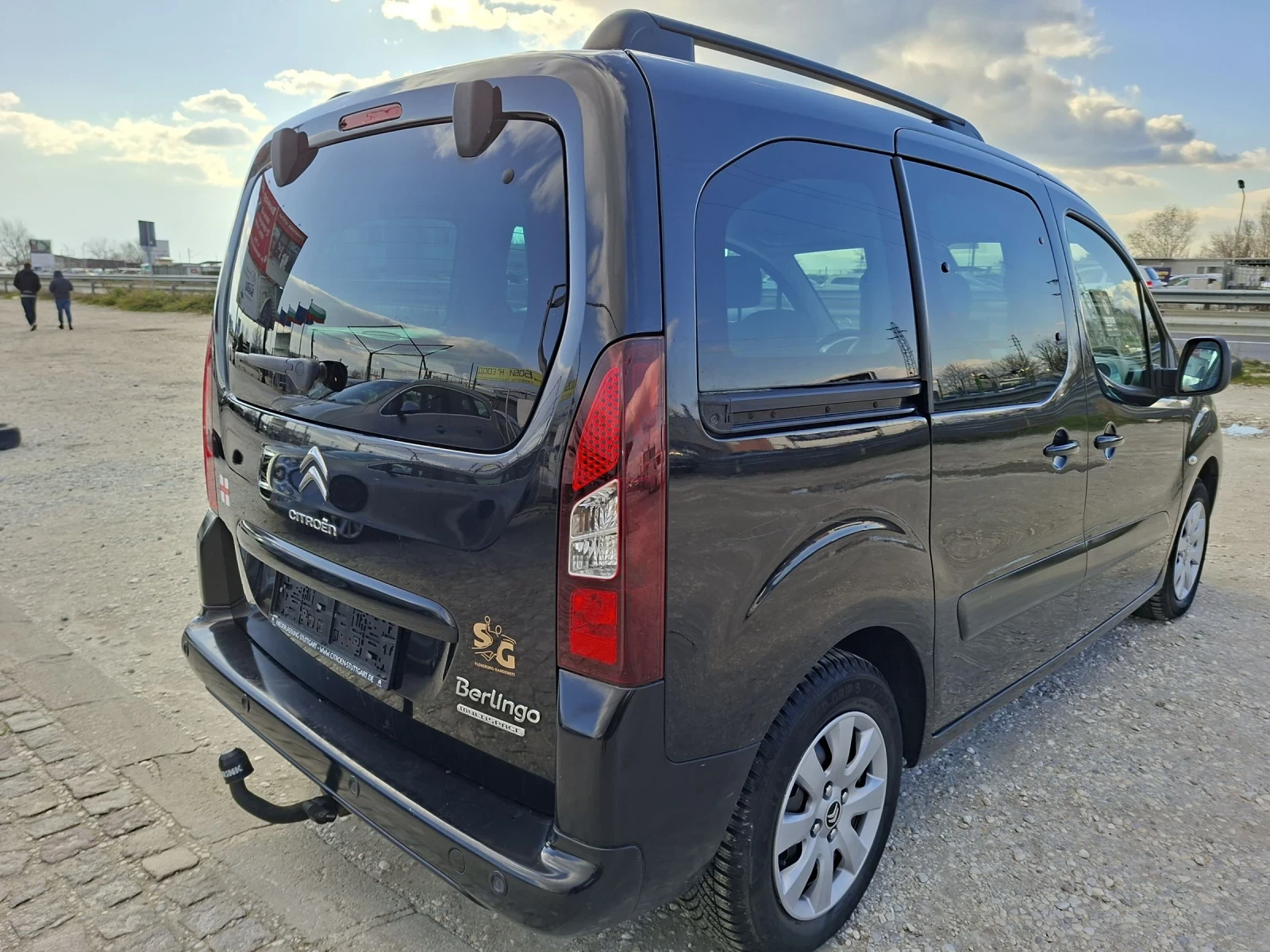 Citroen Berlingo 1.6HDI/90/NAVI/PANORAMA/LED/93 | Mobile.bg � ����������� 4