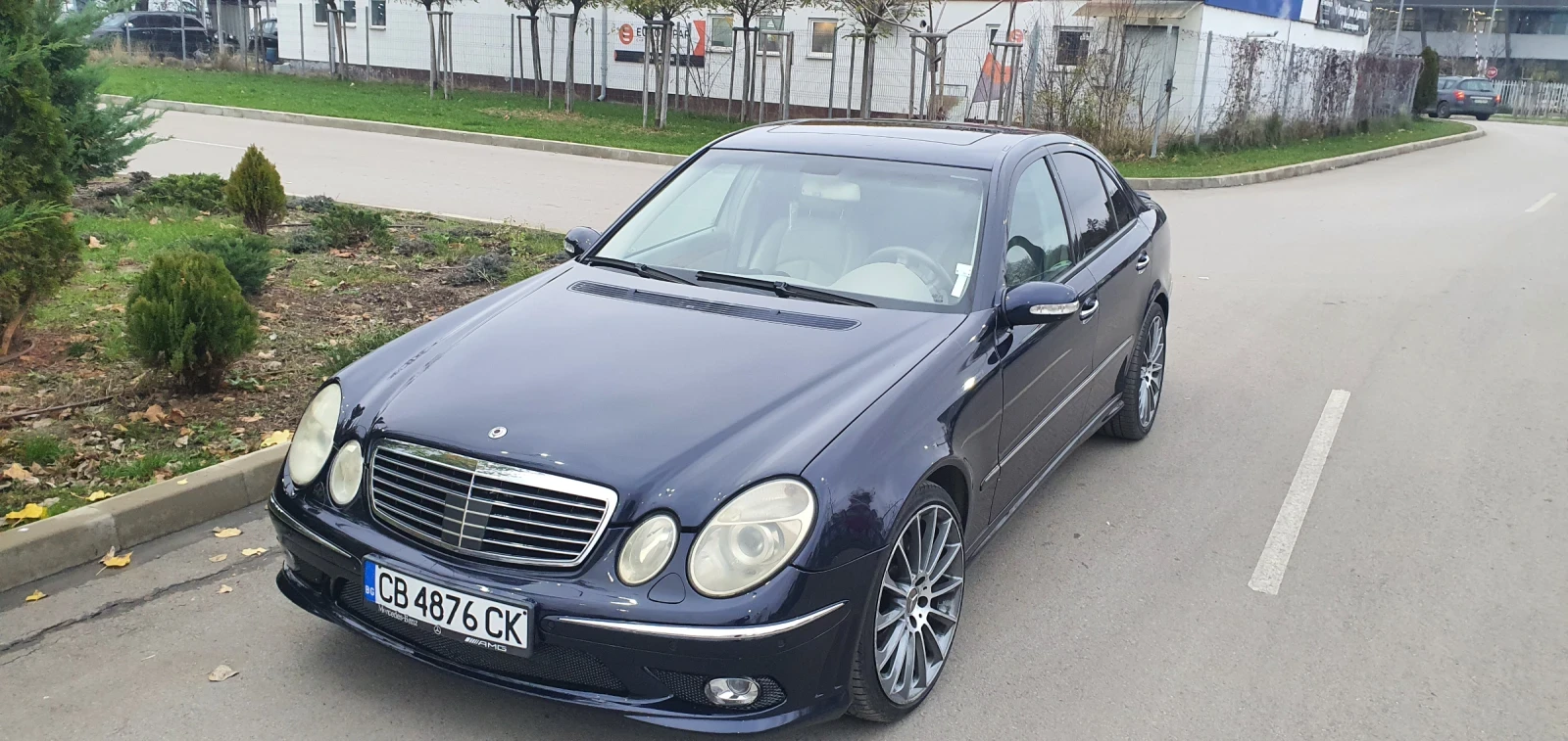 Mercedes-Benz E 500  - изображение 6