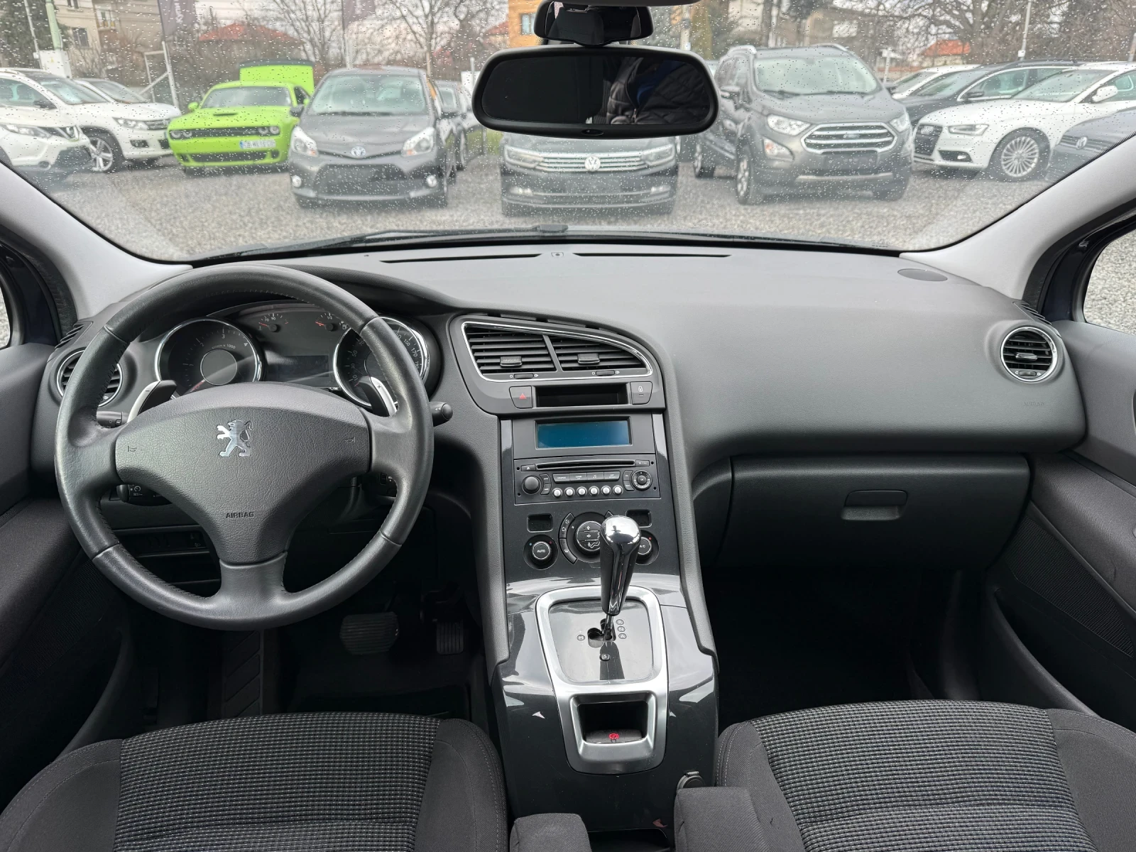 Peugeot 5008  1.6 HDi (112 кс) Automatic / Парктроник /Евро 5 , снимка 10 - Автомобили и джипове - 53727284