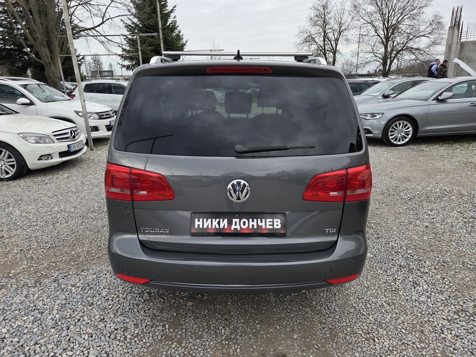 VW Touran 6+ 1HIGHLINE!!NAVI! TEMPOMAT! PARTRONIC, снимка 5 - Автомобили и джипове - 54082406