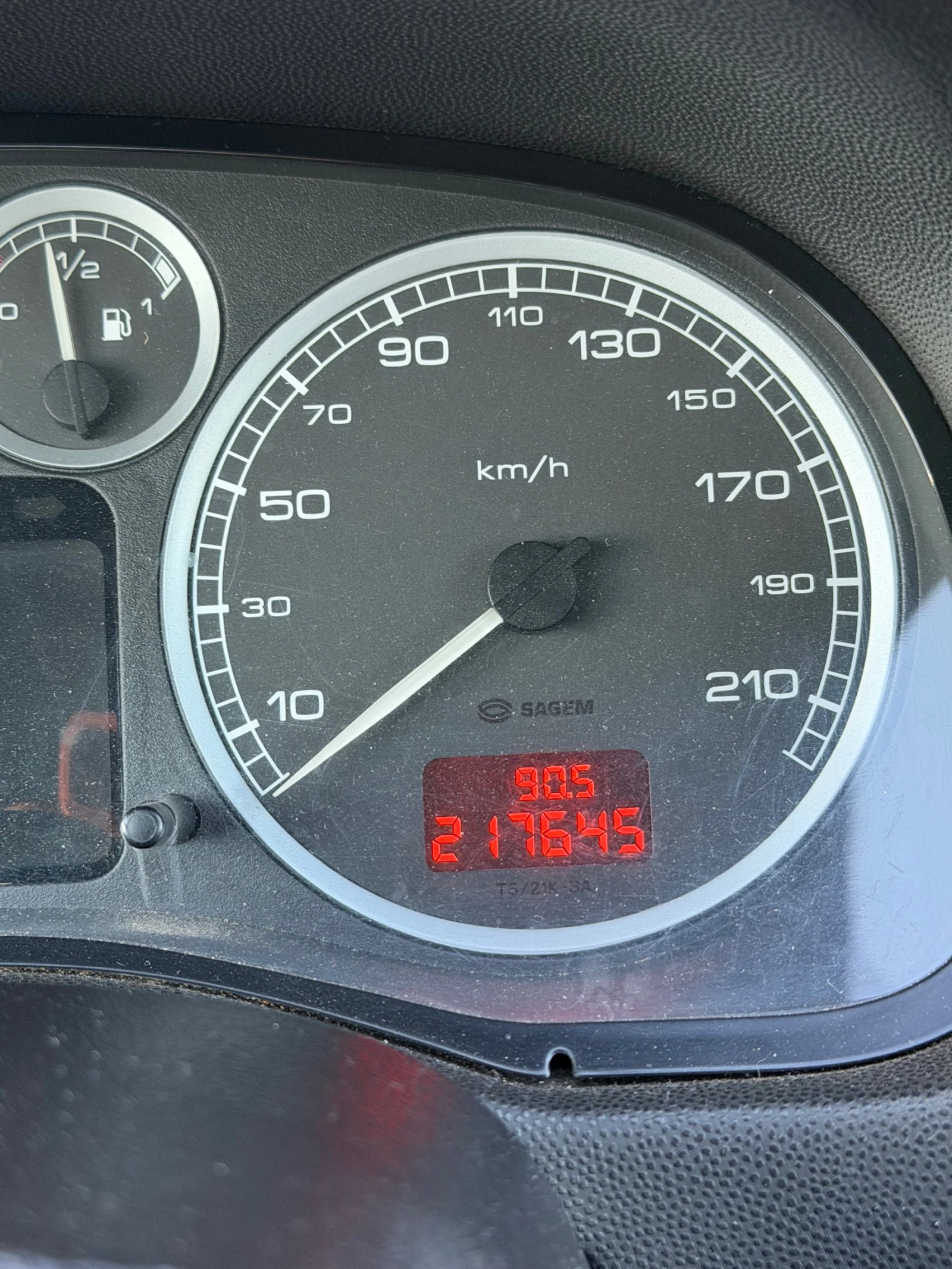 Peugeot 307 2HDI, снимка 12 - Автомобили и джипове - 54346899