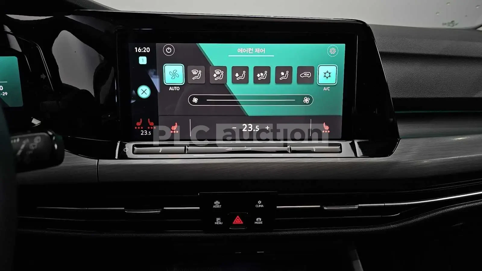 VW Golf 2.0 TDI | DIST| DIGITAL| Памет| PANO | ТЕХНОТЕСТ, снимка 10 - Автомобили и джипове - 54516403