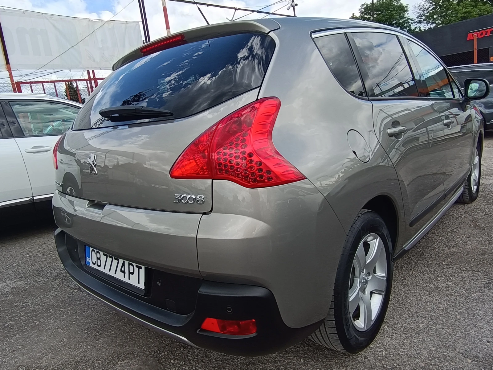 Peugeot 3008 ШВЕЙЦАРИЯ !!! ВСИЧКО ПЛАТЕНО !!! ОБСЛУЖЕН !!!, снимка 4 - Автомобили и джипове - 54592414