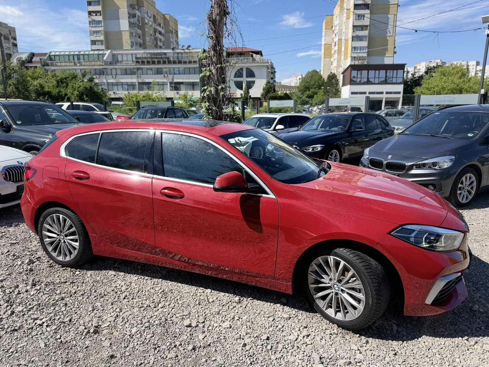BMW 118 D HARMAN! Панорама! Headup! Германия!, снимка 3 - Автомобили и джипове - 54596144