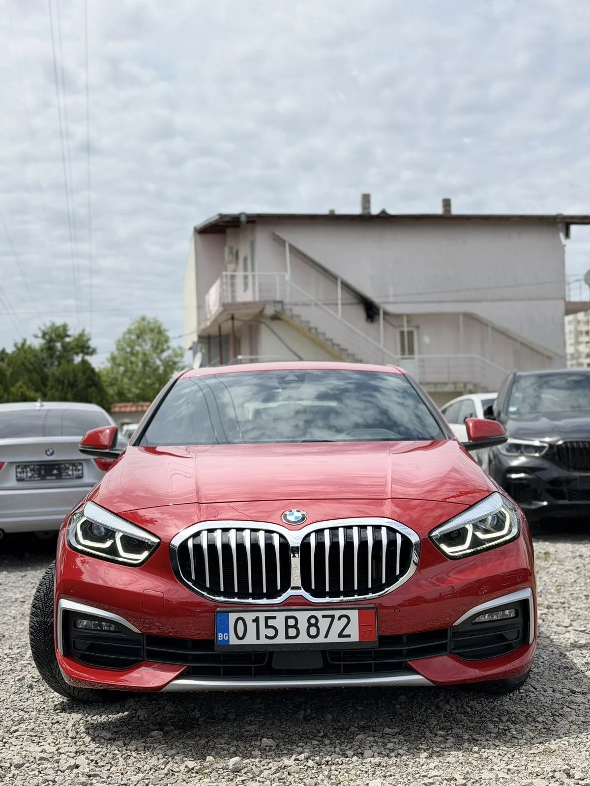 BMW 118 D HARMAN! Панорама! Headup! Германия!, снимка 2 - Автомобили и джипове - 54596144